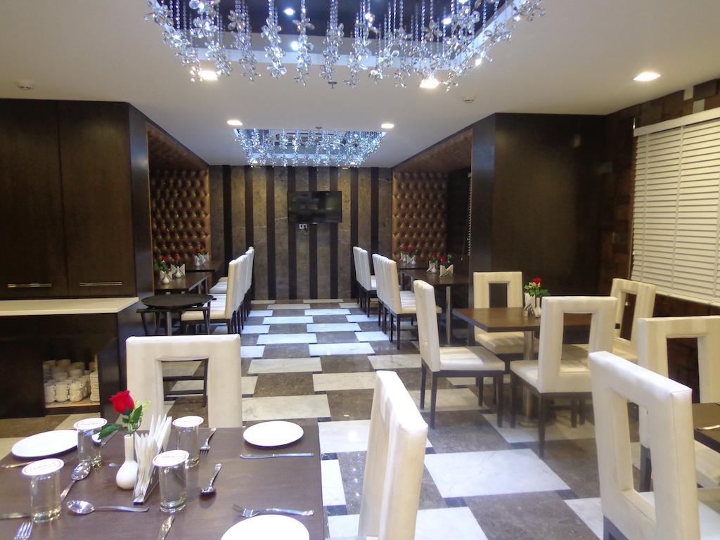 Hotel Taj Princess - Boutique Hotel Delhi  Extérieur photo