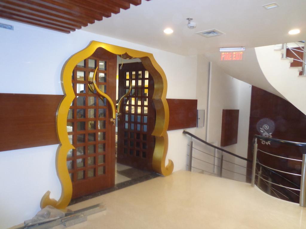 Hotel Taj Princess - Boutique Hotel Delhi  Extérieur photo