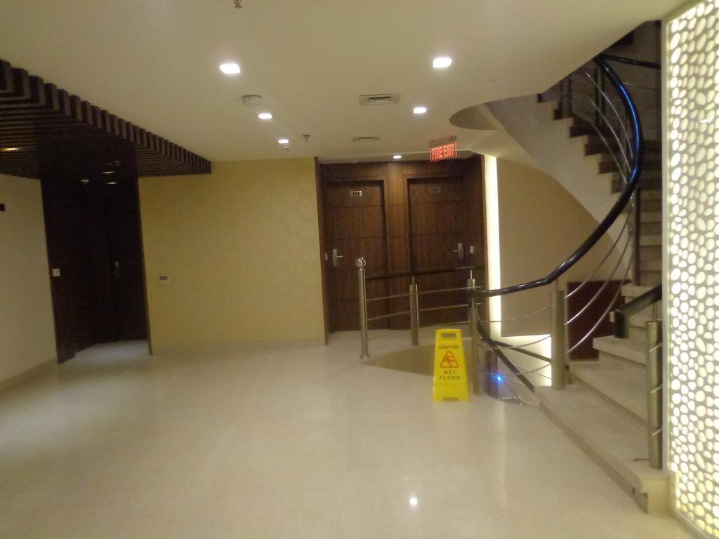 Hotel Taj Princess - Boutique Hotel Delhi  Extérieur photo