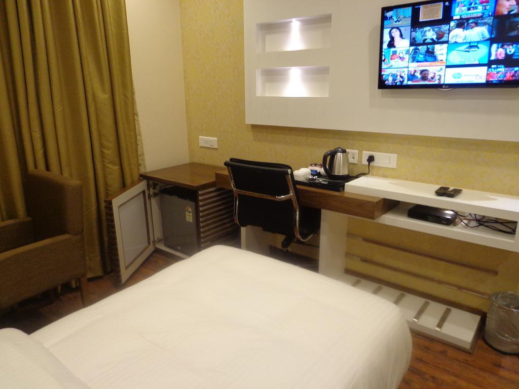 Hotel Taj Princess - Boutique Hotel Delhi  Extérieur photo