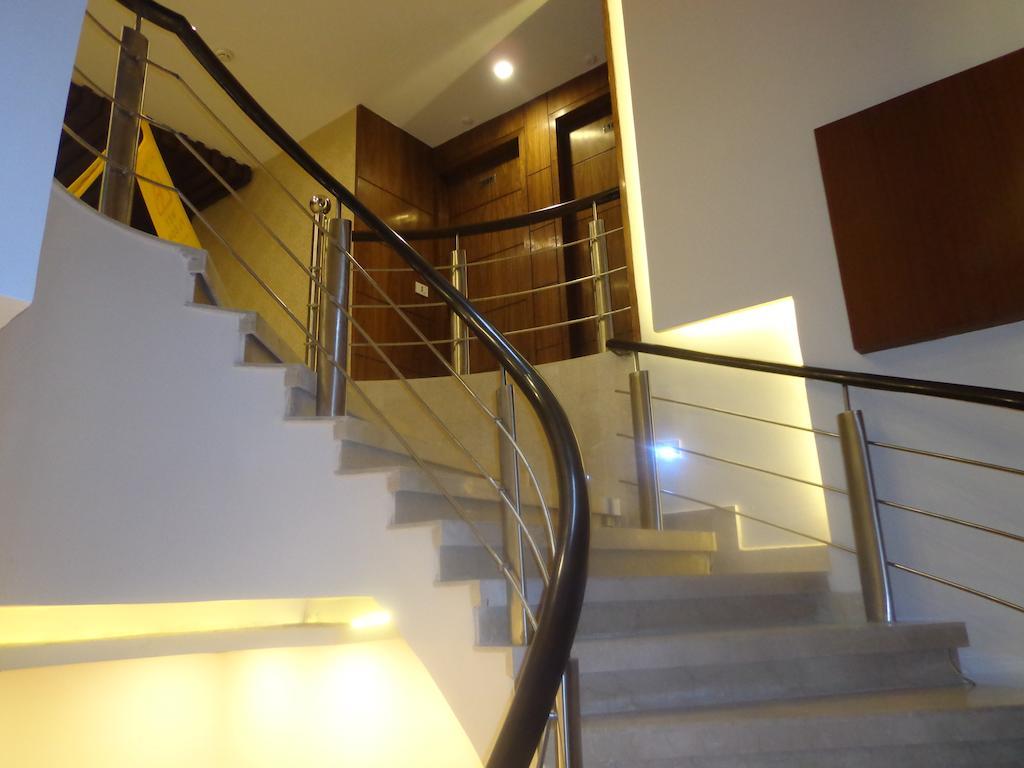 Hotel Taj Princess - Boutique Hotel Delhi  Extérieur photo