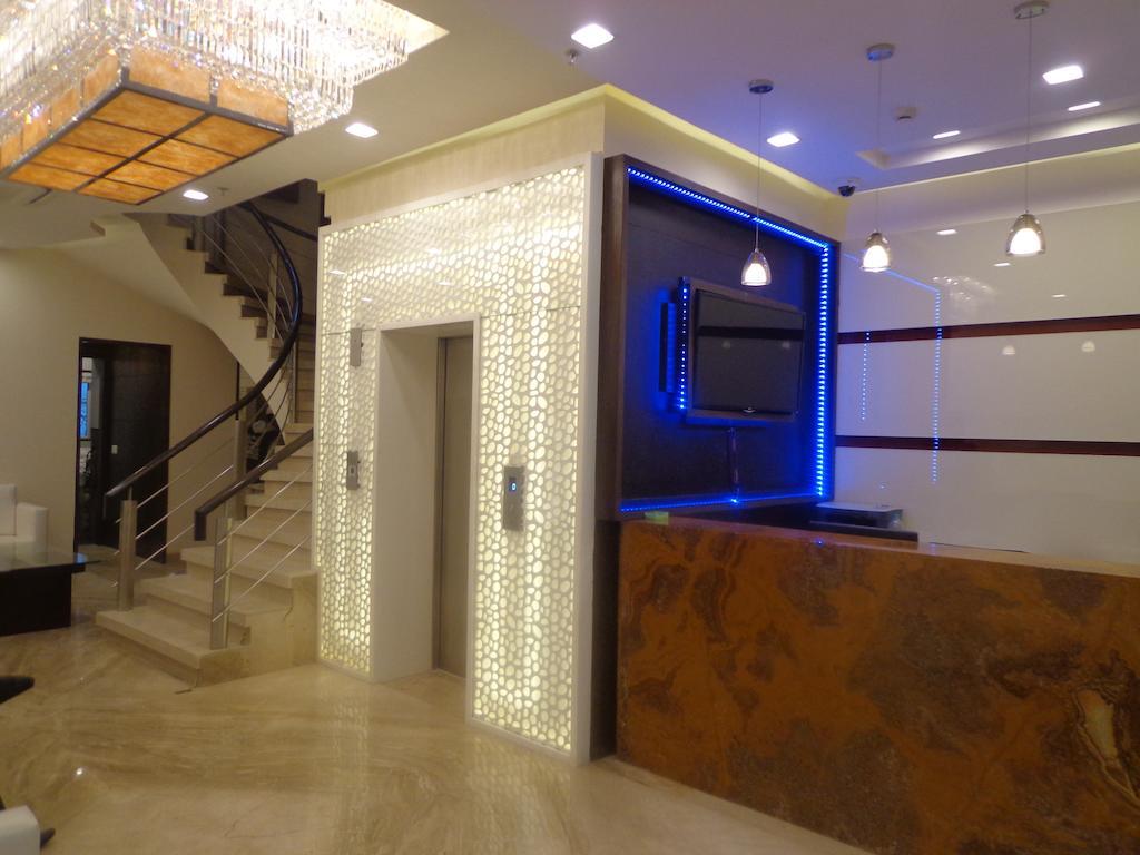Hotel Taj Princess - Boutique Hotel Delhi  Extérieur photo