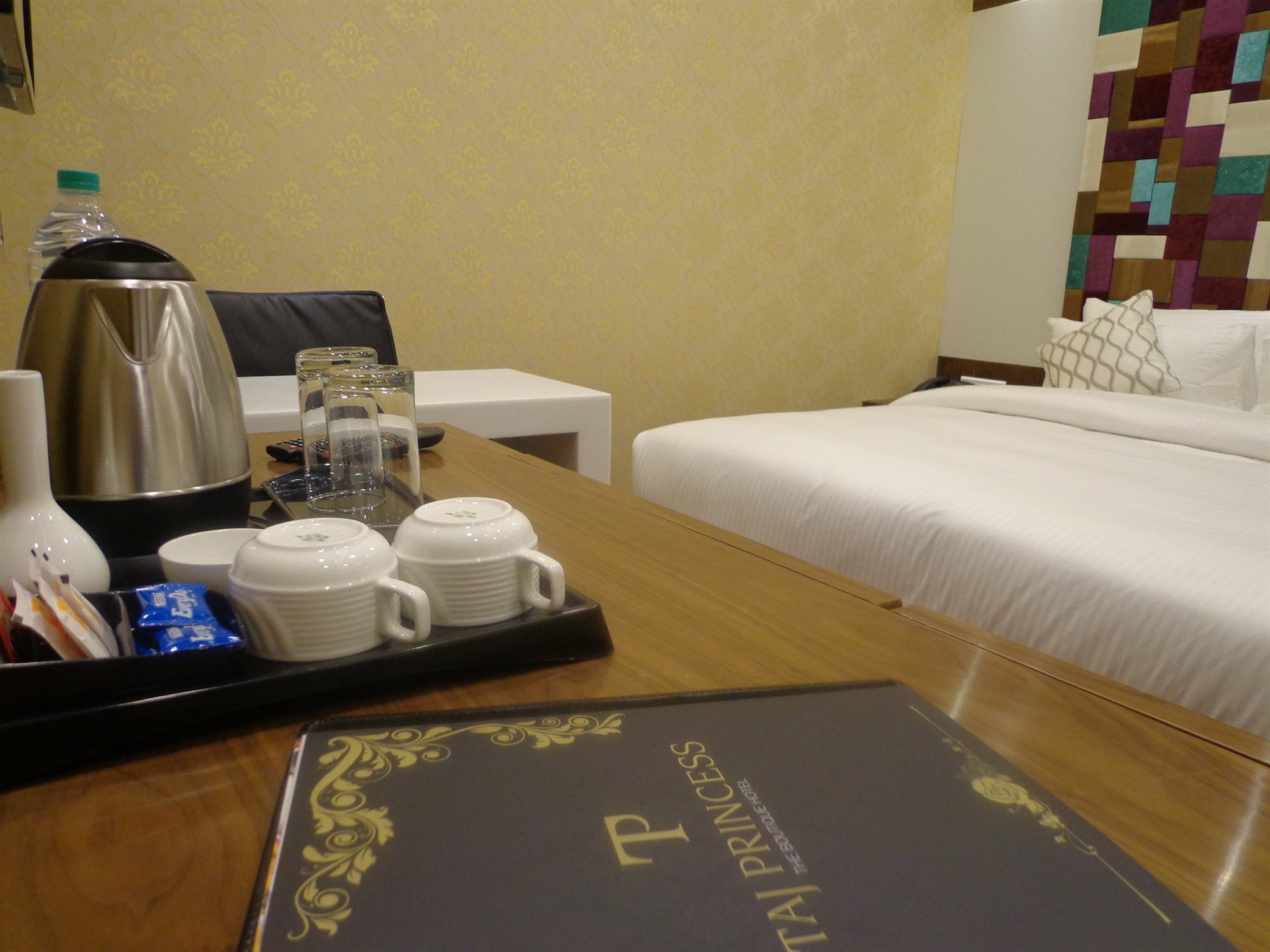 Hotel Taj Princess - Boutique Hotel Delhi  Extérieur photo
